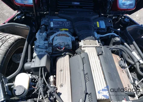 1992 Chevrolet Corvette из США, поврежденный, VIN 1G1YY23P4N5102033